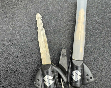 Сузукі GSX 8S, об'ємом двигуна 0 л та пробігом 1 тис. км за 9000 $, фото 11 на Automoto.ua