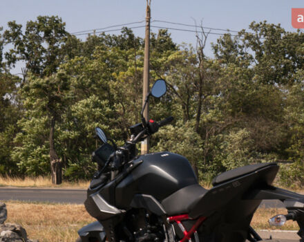 Сузуки GSX 8S, объемом двигателя 0.78 л и пробегом 0 тыс. км за 10630 $, фото 6 на Automoto.ua