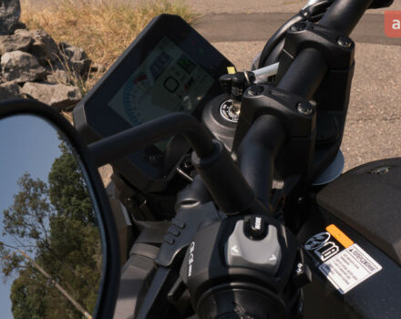 Сузуки GSX 8S, объемом двигателя 0.78 л и пробегом 0 тыс. км за 10630 $, фото 14 на Automoto.ua