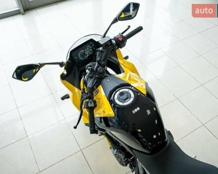Жовтий Сузукі GSX 8S, об'ємом двигуна 0.78 л та пробігом 1 тис. км за 11915 $, фото 8 на Automoto.ua
