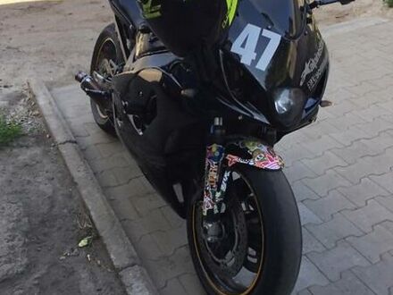Сузуки GSX R 600 2004 в Сумах на Automoto.ua Черный Сузуки GSX R 600, объемом двигателя 0.6 л и пробегом 30 тыс. км за 4000 $, фото 1 на Automoto.ua