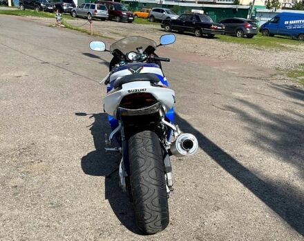 Сузуки GSX R 600, объемом двигателя 0.6 л и пробегом 16 тыс. км за 3400 $, фото 3 на Automoto.ua