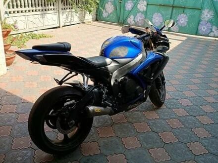 Сузуки GSX R 600 2007 в Дружковке на Automoto.ua Синий Сузуки GSX R 600, объемом двигателя 0.6 л и пробегом 25 тыс. км за 5200 $, фото 1 на Automoto.ua