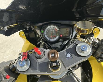 Сузуки GSX R 750 2009 в Киеве на Automoto.ua Сузуки GSX R 750, объемом двигателя 0.75 л и пробегом 0 тыс. км за 7800 $, фото 6 на Automoto.ua