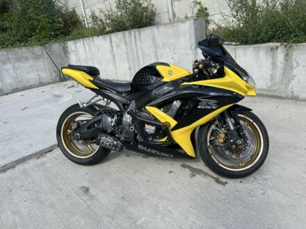 Сузуки GSX R 750, объемом двигателя 0.75 л и пробегом 0 тыс. км за 7800 $, фото 1 на Automoto.ua