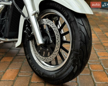 Білий Сузукі Intruder 400, об'ємом двигуна 0.4 л та пробігом 20 тис. км за 3500 $, фото 13 на Automoto.ua