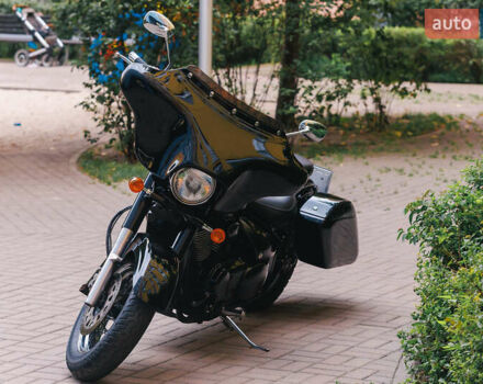 Черный Сузуки Intruder 400, объемом двигателя 0.4 л и пробегом 55 тыс. км за 4400 $, фото 2 на Automoto.ua