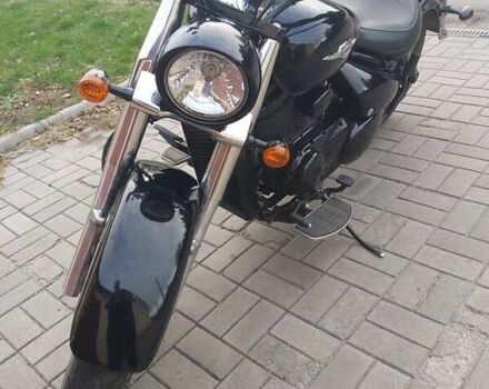 Черный Сузуки Intruder 400, объемом двигателя 0.4 л и пробегом 25 тыс. км за 3500 $, фото 5 на Automoto.ua