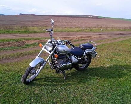 Сузукі Intruder 400, об'ємом двигуна 0.25 л та пробігом 0 тис. км за 1600 $, фото 3 на Automoto.ua