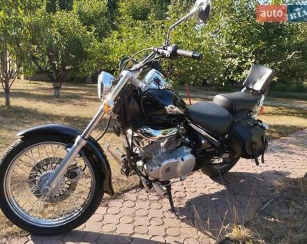 Сузуки Intruder 400, объемом двигателя 0 л и пробегом 9 тыс. км за 3000 $, фото 3 на Automoto.ua