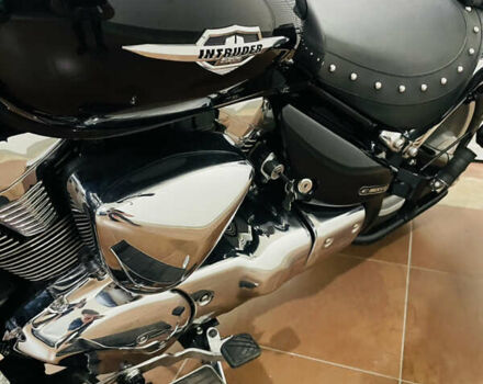Черный Сузуки Intruder M 1800R, объемом двигателя 1.8 л и пробегом 46 тыс. км за 9100 $, фото 20 на Automoto.ua