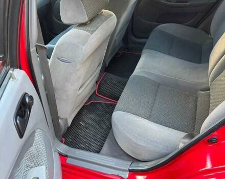 Красный Сузуки Reno, объемом двигателя 2 л и пробегом 183 тыс. км за 4000 $, фото 5 на Automoto.ua