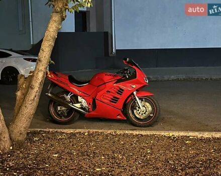 Красный Сузуки RF 600R, объемом двигателя 0.6 л и пробегом 35 тыс. км за 3000 $, фото 4 на Automoto.ua