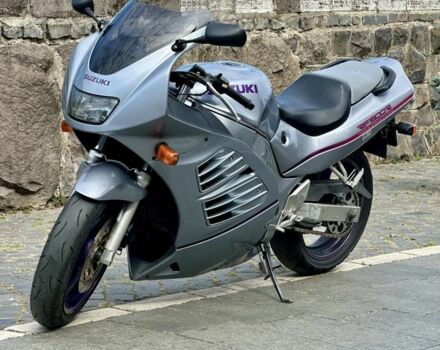 Сузукі RF 600R, об'ємом двигуна 0.6 л та пробігом 0 тис. км за 3500 $, фото 3 на Automoto.ua