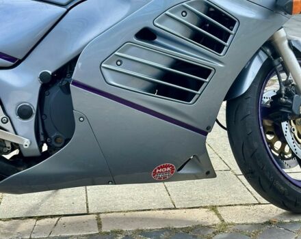 Сузукі RF 600R, об'ємом двигуна 0.6 л та пробігом 0 тис. км за 3500 $, фото 4 на Automoto.ua