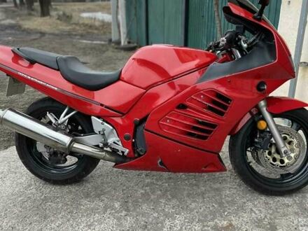 Сузукі RF 600R 1994 у Ичне на Automoto.ua Сузукі RF 600R, об'ємом двигуна 0 л та пробігом 41 тис. км за 2700 $, фото 1 на Automoto.ua
