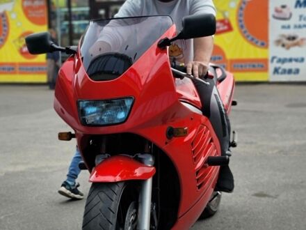 Сузуки RF 600R, объемом двигателя 0 л и пробегом 35 тыс. км за 2800 $, фото 1 на Automoto.ua