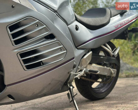 Сірий Сузукі RF 600R, об'ємом двигуна 0.6 л та пробігом 55 тис. км за 2950 $, фото 5 на Automoto.ua