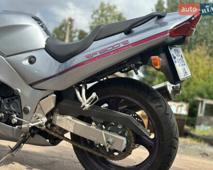 Сірий Сузукі RF 600R, об'ємом двигуна 0.6 л та пробігом 55 тис. км за 2950 $, фото 7 на Automoto.ua