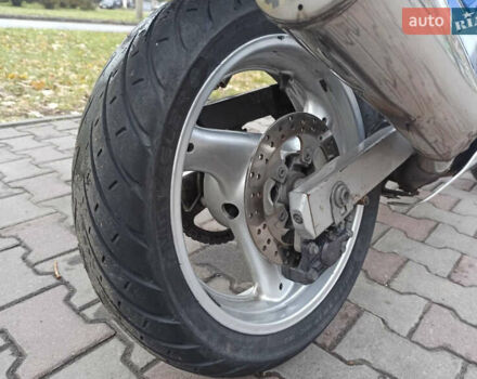 Серый Сузуки RF 600R, объемом двигателя 0.6 л и пробегом 97 тыс. км за 2500 $, фото 6 на Automoto.ua