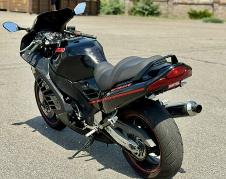 Чорний Сузукі RF 900R, об'ємом двигуна 1 л та пробігом 86 тис. км за 3100 $, фото 5 на Automoto.ua