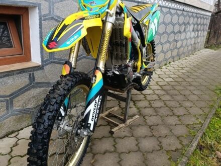 Сузуки RM 250, объемом двигателя 0.25 л и пробегом 0 тыс. км за 3500 $, фото 1 на Automoto.ua