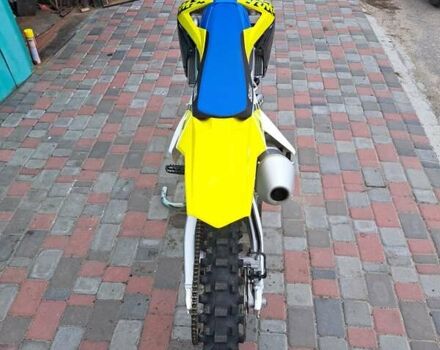 Сузуки RM 250Z, объемом двигателя 0.25 л и пробегом 4 тыс. км за 5200 $, фото 1 на Automoto.ua