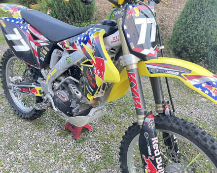 Сузуки RM 250Z, объемом двигателя 0 л и пробегом 19 тыс. км за 2900 $, фото 1 на Automoto.ua