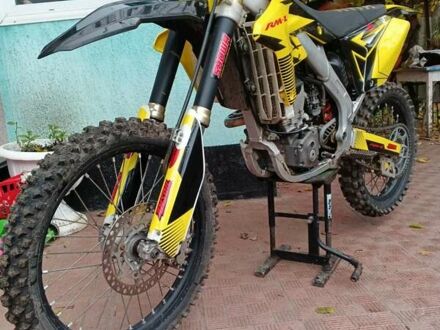 Сузуки RM 250Z 2015 в Полтаве на Automoto.ua Сузуки RM 250Z, объемом двигателя 0 л и пробегом 1 тыс. км за 2700 $, фото 1 на Automoto.ua