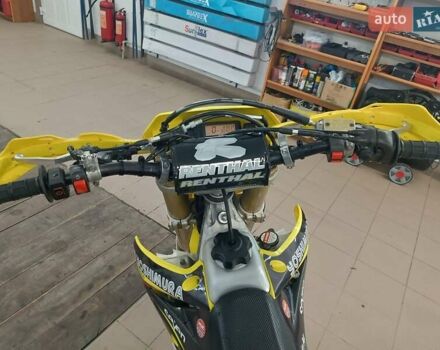 Желтый Сузуки RM 450Z, объемом двигателя 4.39 л и пробегом 6 тыс. км за 4600 $, фото 3 на Automoto.ua