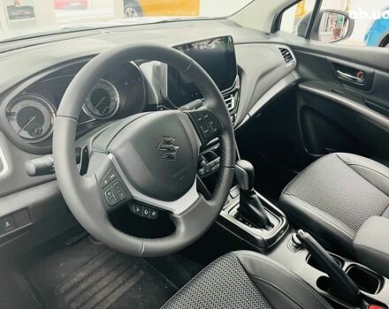 Белый Сузуки S-Cross, объемом двигателя 0 л и пробегом 0 тыс. км за 21425 $, фото 8 на Automoto.ua