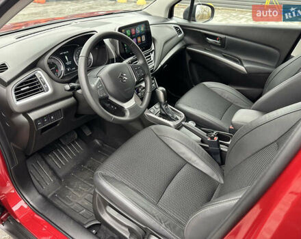 Красный Сузуки S-Cross, объемом двигателя 1.37 л и пробегом 19 тыс. км за 23999 $, фото 32 на Automoto.ua