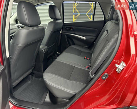 Красный Сузуки S-Cross, объемом двигателя 1.37 л и пробегом 19 тыс. км за 23999 $, фото 43 на Automoto.ua