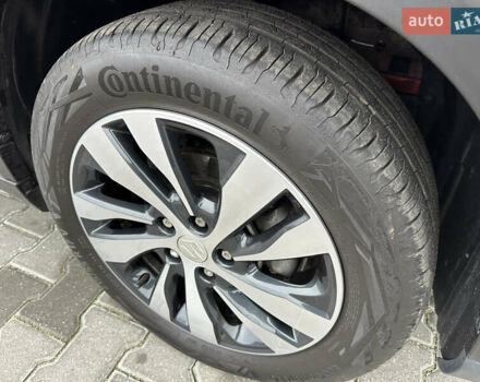 Красный Сузуки S-Cross, объемом двигателя 1.37 л и пробегом 19 тыс. км за 23999 $, фото 25 на Automoto.ua