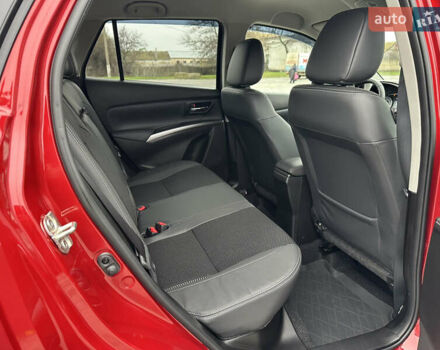 Красный Сузуки S-Cross, объемом двигателя 1.37 л и пробегом 19 тыс. км за 23999 $, фото 51 на Automoto.ua