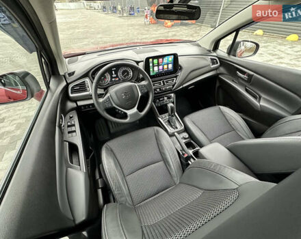 Красный Сузуки S-Cross, объемом двигателя 1.37 л и пробегом 19 тыс. км за 23999 $, фото 44 на Automoto.ua