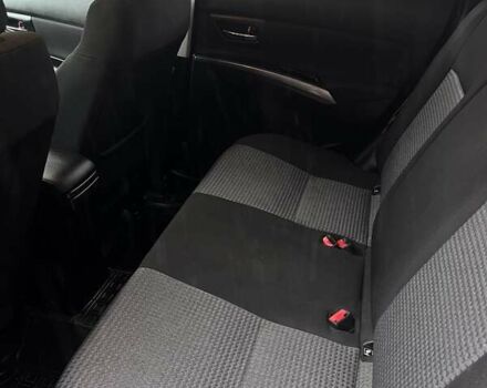 Сузуки S-Cross 2024 в Нежине на Automoto.ua Красный Сузуки S-Cross, объемом двигателя 1.37 л и пробегом 2 тыс. км за 18000 $, фото 37 на Automoto.ua