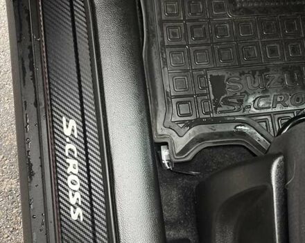 Сузуки S-Cross 2024 в Нежине на Automoto.ua Красный Сузуки S-Cross, объемом двигателя 1.37 л и пробегом 2 тыс. км за 18000 $, фото 12 на Automoto.ua