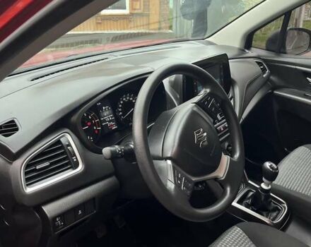 Сузуки S-Cross 2024 в Нежине на Automoto.ua Красный Сузуки S-Cross, объемом двигателя 1.37 л и пробегом 2 тыс. км за 18000 $, фото 14 на Automoto.ua