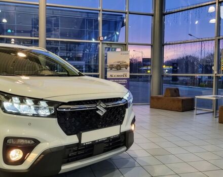 Сузуки S-Cross, объемом двигателя 1.37 л и пробегом 0 тыс. км за 29021 $, фото 7 на Automoto.ua