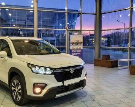 Сузуки S-Cross, объемом двигателя 1.37 л и пробегом 0 тыс. км за 28554 $, фото 2 на Automoto.ua