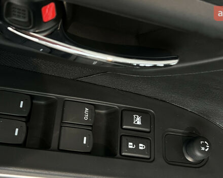 купити нове авто Сузукі S-Cross 2024 року від офіційного дилера Автомир Сузукі фото