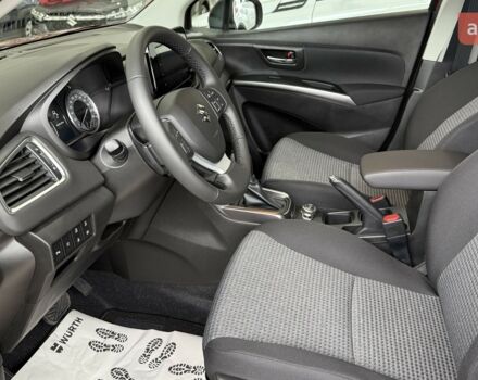 Сузуки S-Cross, объемом двигателя 1.37 л и пробегом 0 тыс. км за 27632 $, фото 20 на Automoto.ua