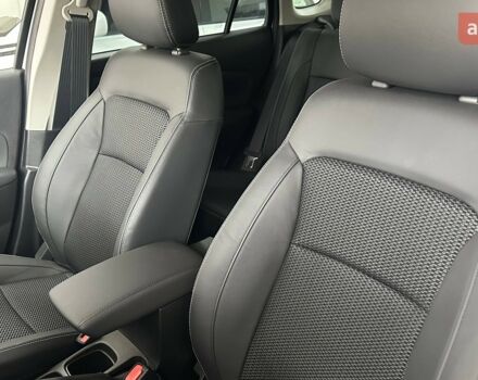 Сузуки S-Cross 2025 в Кривом Роге на Automoto.ua Сузуки S-Cross, объемом двигателя 1.37 л и пробегом 0 тыс. км за 27529 $, фото 22 на Automoto.ua