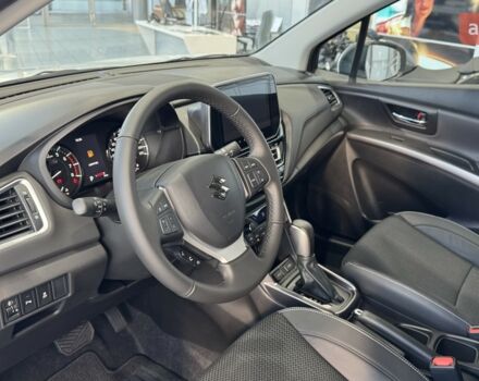 Сузуки S-Cross, объемом двигателя 1.37 л и пробегом 0 тыс. км за 29438 $, фото 36 на Automoto.ua