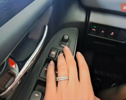 Сузуки S-Cross, объемом двигателя 1.37 л и пробегом 0 тыс. км за 28314 $, фото 19 на Automoto.ua