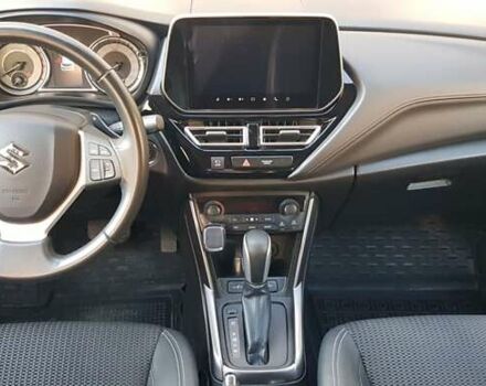 Серый Сузуки S-Cross, объемом двигателя 1.37 л и пробегом 40 тыс. км за 25500 $, фото 9 на Automoto.ua