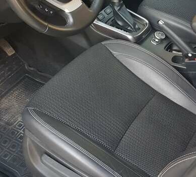 Серый Сузуки S-Cross, объемом двигателя 1.37 л и пробегом 40 тыс. км за 25500 $, фото 8 на Automoto.ua