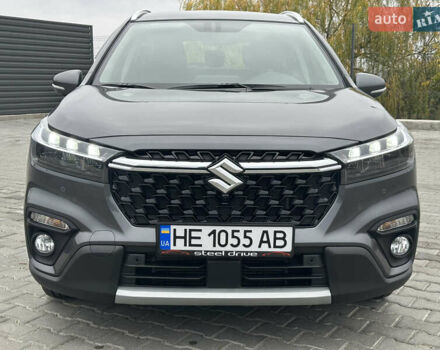 Серый Сузуки S-Cross, объемом двигателя 1.37 л и пробегом 20 тыс. км за 23900 $, фото 4 на Automoto.ua