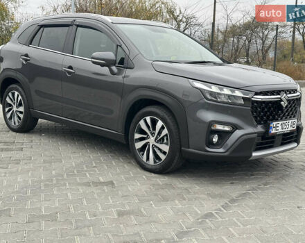 Серый Сузуки S-Cross, объемом двигателя 1.37 л и пробегом 20 тыс. км за 23900 $, фото 6 на Automoto.ua
